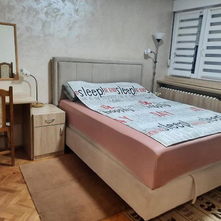 Iva Centar Appartement Valjevo Buitenkant foto